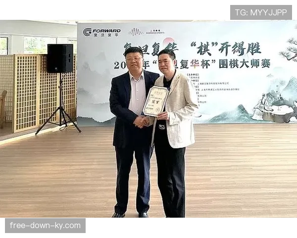 刷到古力家里照，棋盘旁堆着名表和红酒——赛场冷面，私生活阔绰得不像话